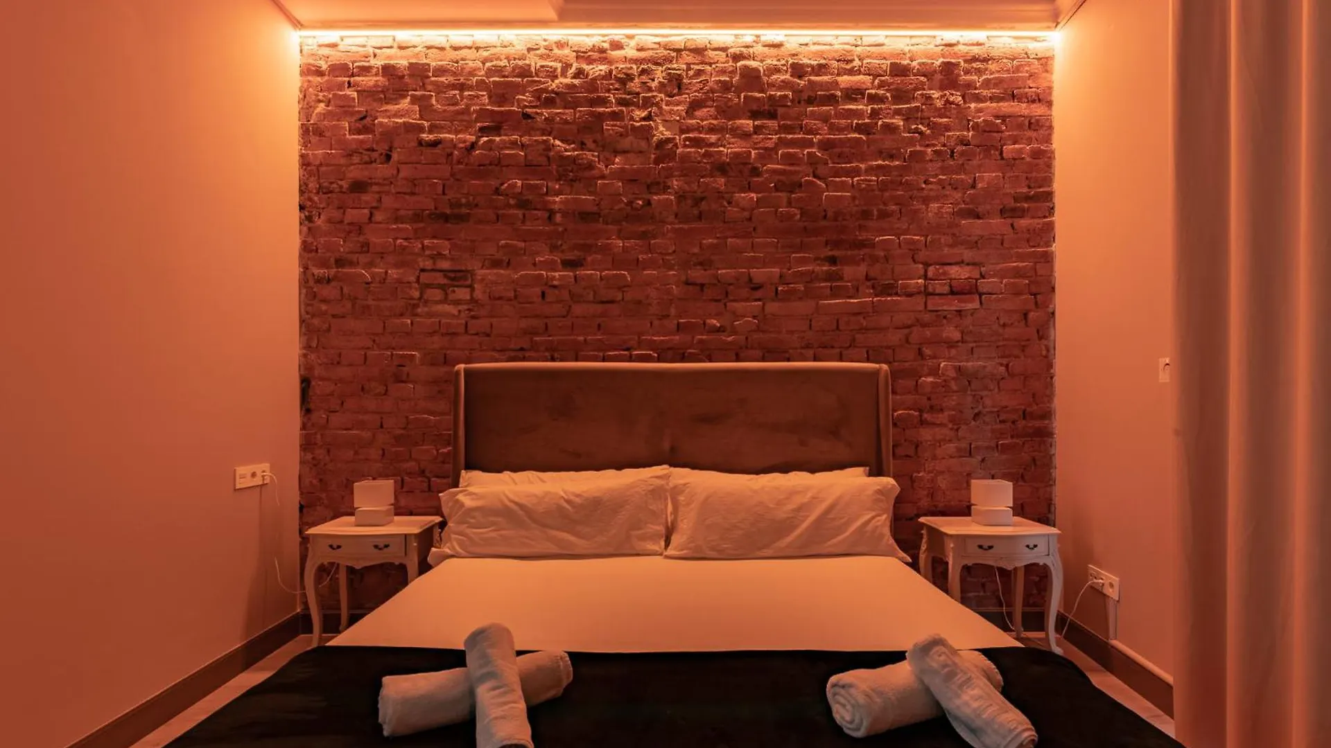 Bilbao Old Town XII By Aston Rentals